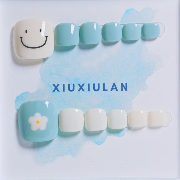 XIU383008 Smiley flowers Toe Nails