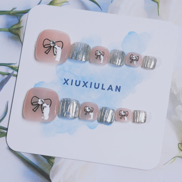 XIU383004 Gilt Butterfly Toe Nails